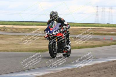 media/Apr-26-2024-TrackDaz (Fri) [[c4b677d280]]/C Group/140pm (Wheelie Bump)/